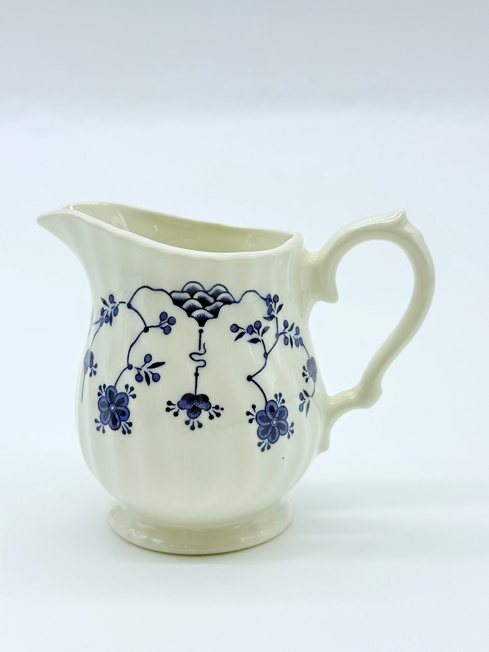 Thumbnail: VINTAGE CHINESE WHITE AND BLUE TEA POT AND CHURCHILL “England” CREAMER