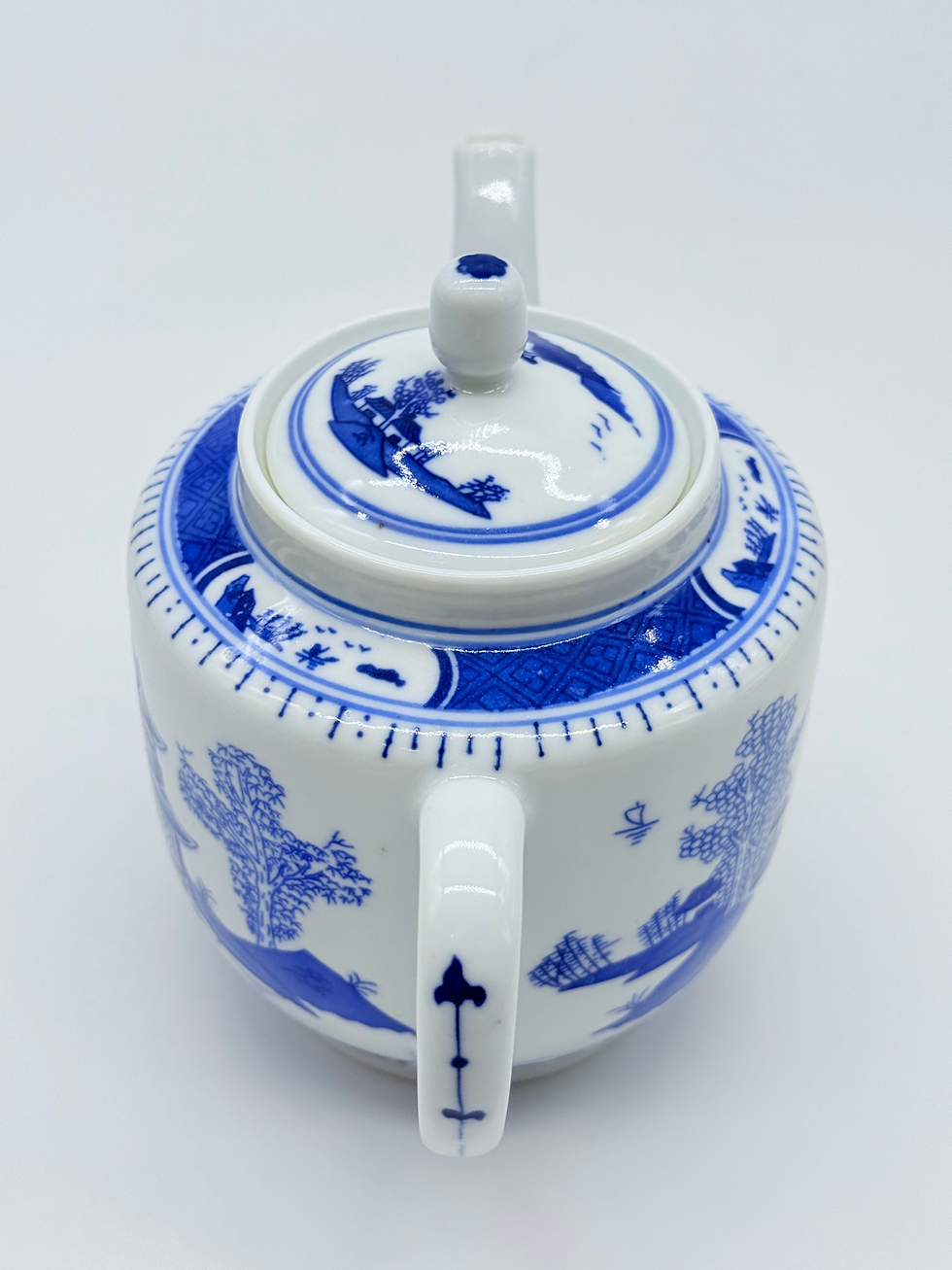 Thumbnail: VINTAGE CHINESE WHITE AND BLUE TEA POT AND CHURCHILL “England” CREAMER