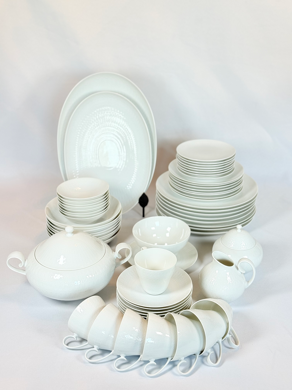 Thumbnail: ROSENTHAL GERMANY ALL WHITE 62pcs