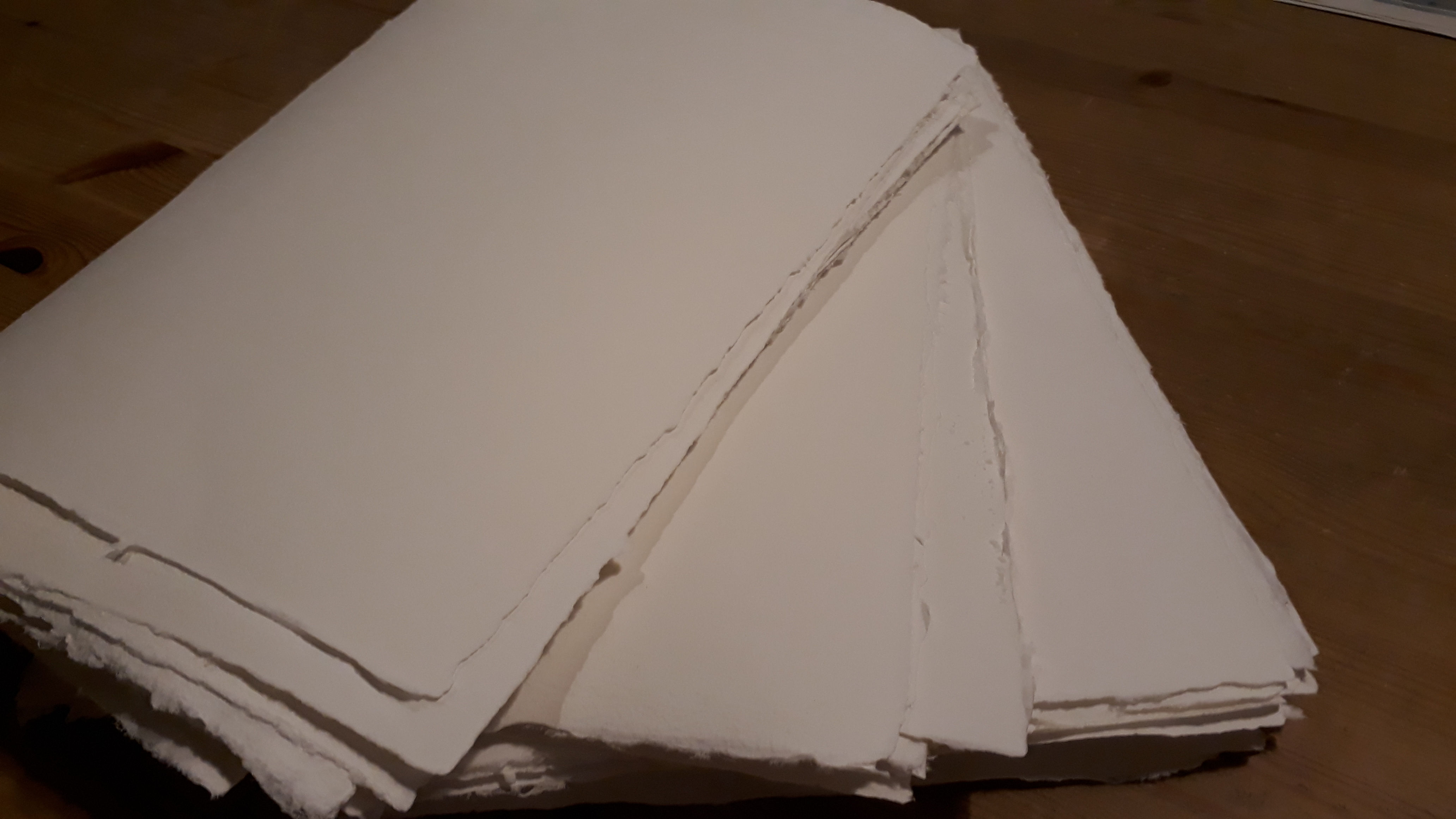 5 Blätter DIN A4 in weiß aus Baumwolle und Mischzellstoff