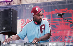 RaneDJ-img-art-djaktiveProK