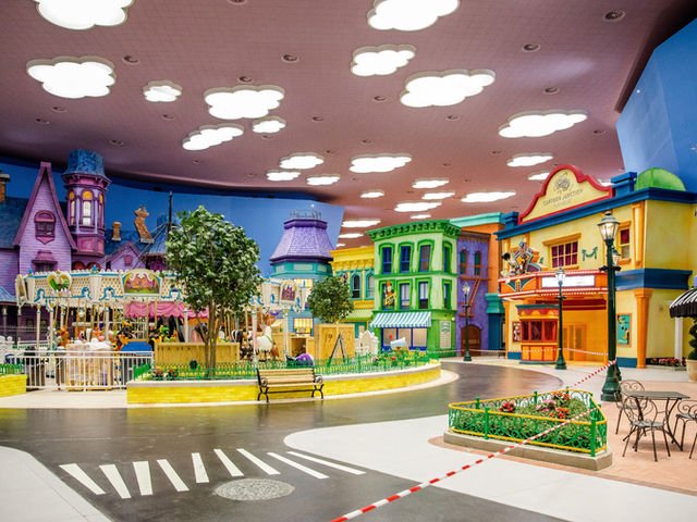 Warner Bros. World Abu Dhabi