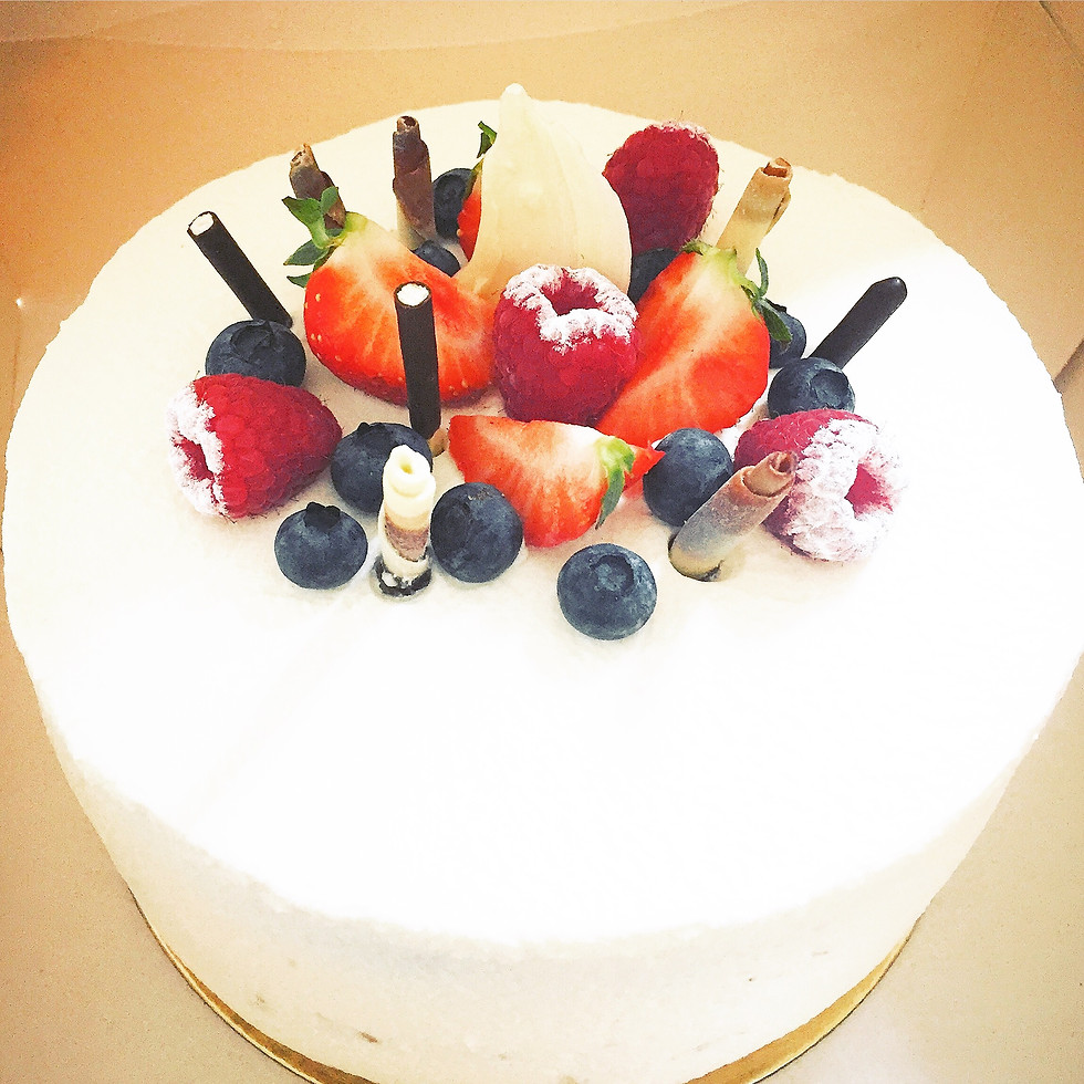 Biscuit met slagroom en fruit