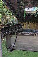 Hot tub 3