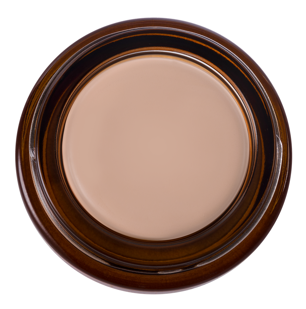 Miniatura: Esse Concealer Corrector Pro tono H30, muestra del tono sobre fondo blanco.