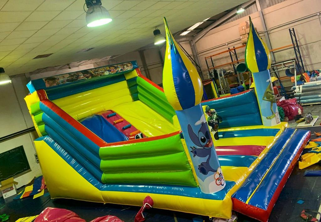 Tobogán Multipersonajes