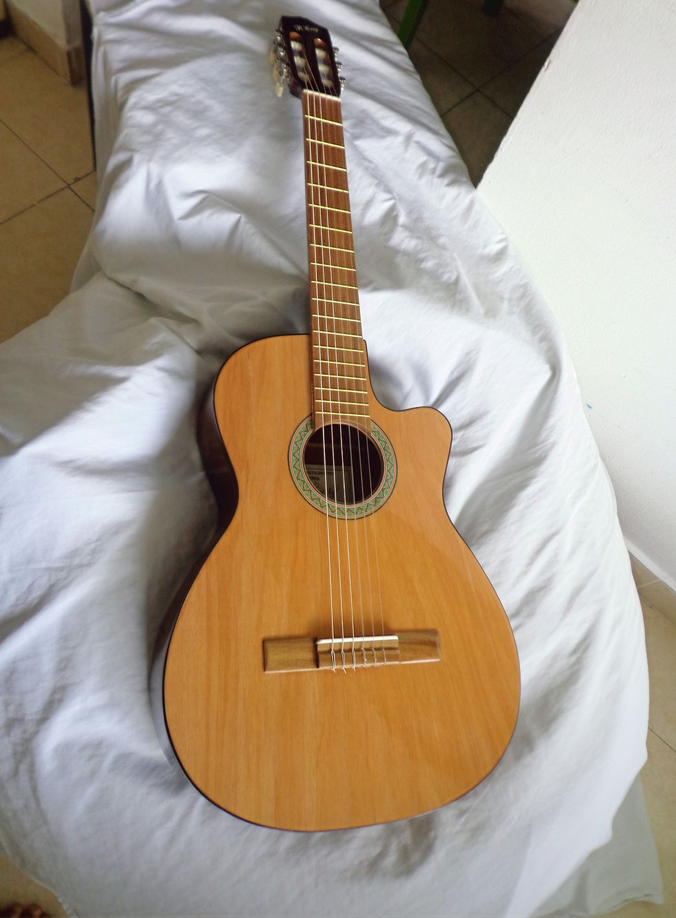 Miniatura: Guitarra Estudiante Acústica