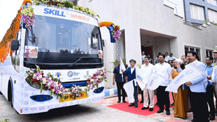 Hon’ble Governor of Odisha inaugurates the NSDC International Academy and flags off ‘Skill on Wheel’ initiative at SDI Bhubaneswar
