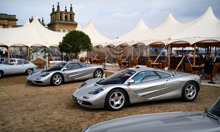 McLaren F1 at the 2022 Salon Prive Concours 02 1MB.jpg