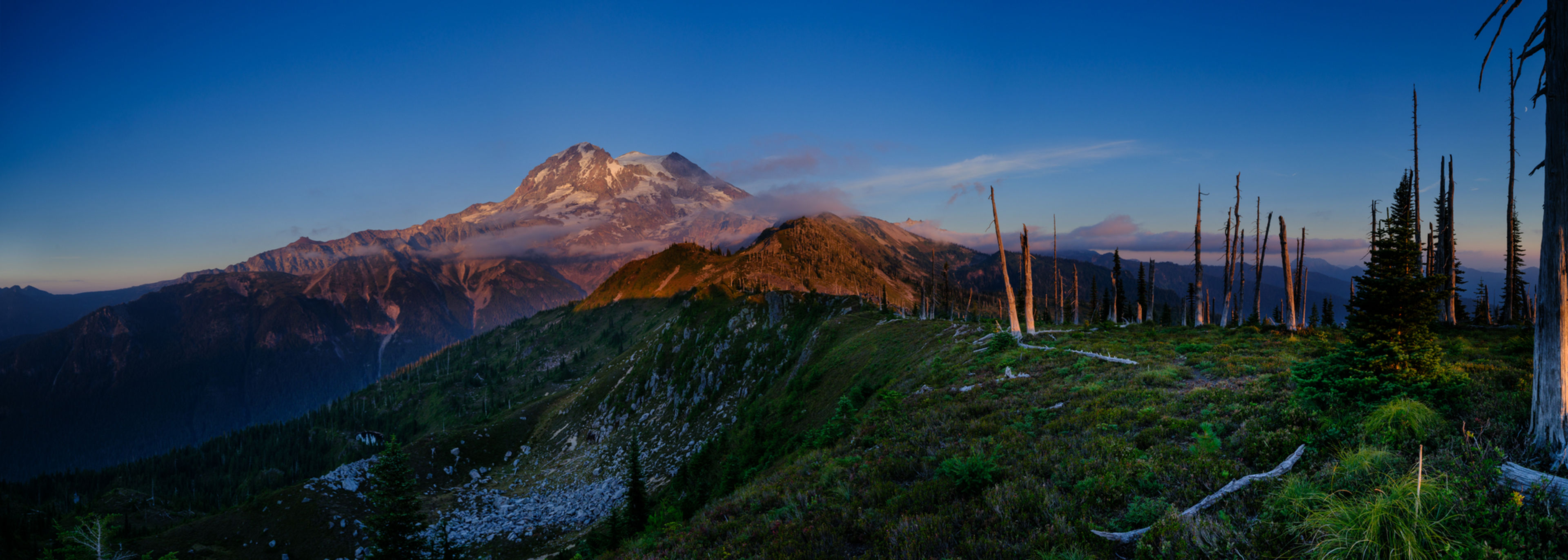 Setting Sun, Mt Rainier, Sunset Park, Colonnade