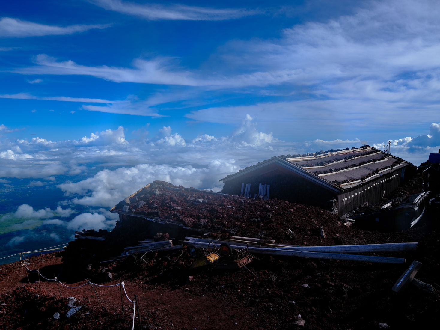 Akaiwa 8gokan 赤岩八合館 Hut. Gotemba  Route 御殿場ルート. Fujisan 富士山 Japan