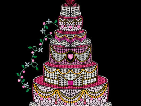 Strawberry wedding cake (Dazzly)