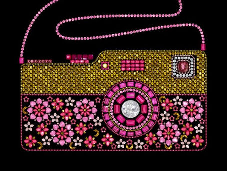 Pink camera Dazzly