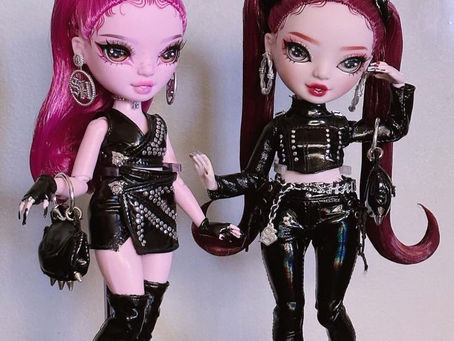Black leather Lola and Scarlet