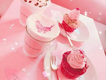 Pink aesthetics: Cupcakes & Milkshakes
