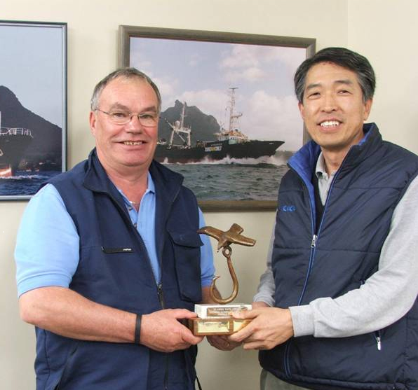 Murray Williamson and Yong-Ho Huh