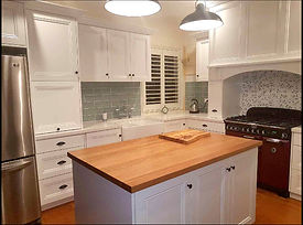 Kitchen005.jpg