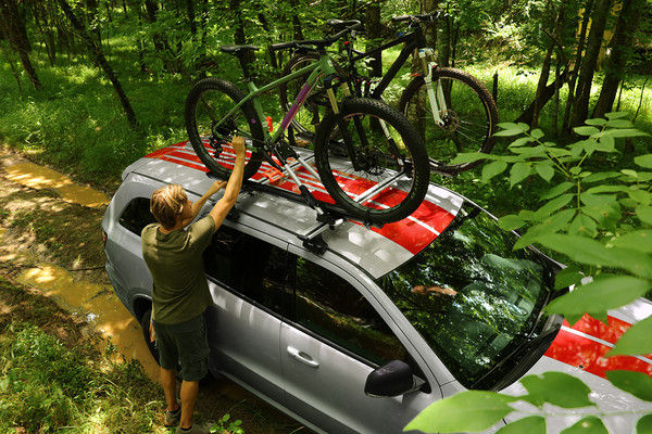 Stow ‘N Place® Roof Rack System Dodge Durango