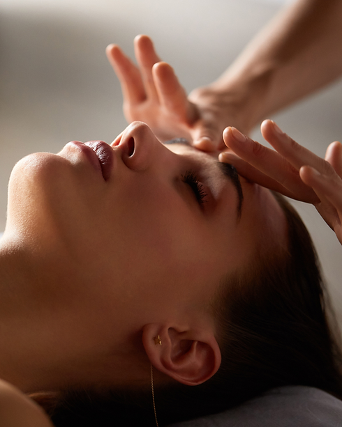 Face Lifting Massage Stirn Graz – sanfte manuelle Technik für strahlende Haut und jugendlichen Glow