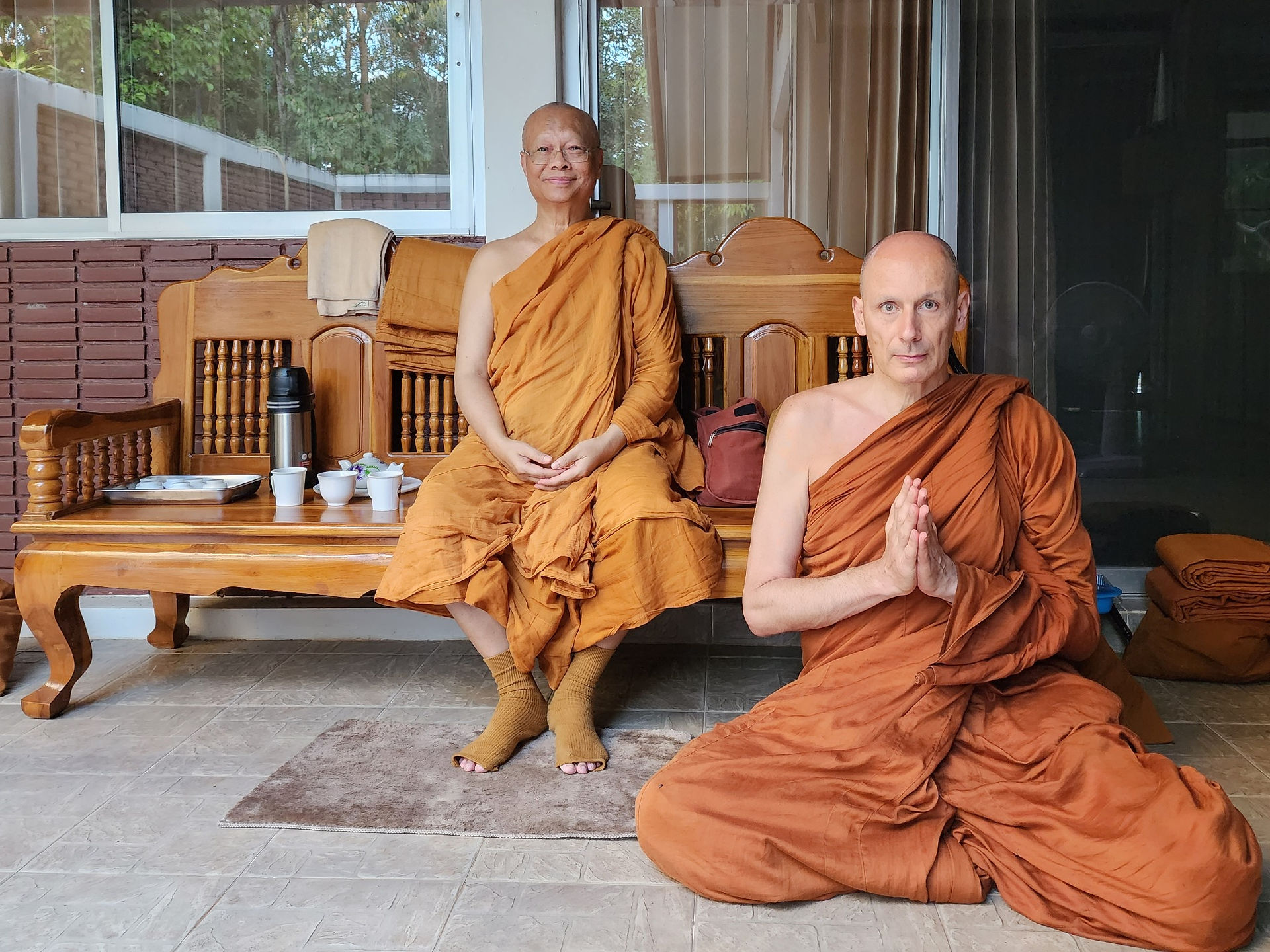Ajahn Dhammasiha Paying rRespects to Ajahn Anan