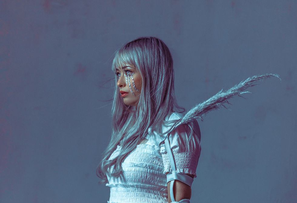 cryalot-icarus-ep-entrevista-sarah-bonito