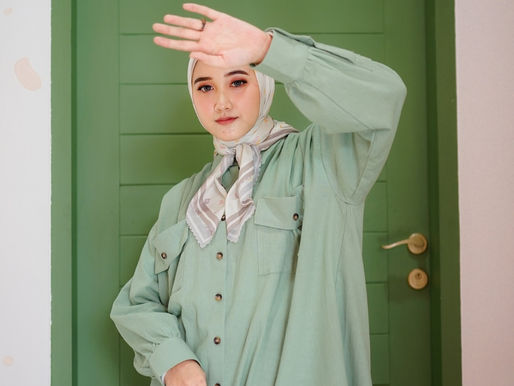 Tampil Modis Dengan Tunik Simple Dari Clanela.id