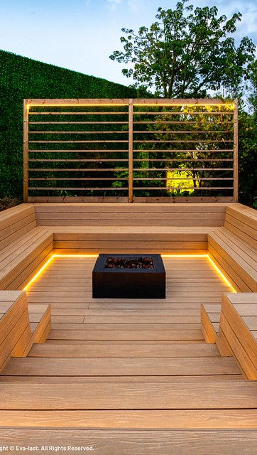 Apex Composite Decking in a recessed firepit area