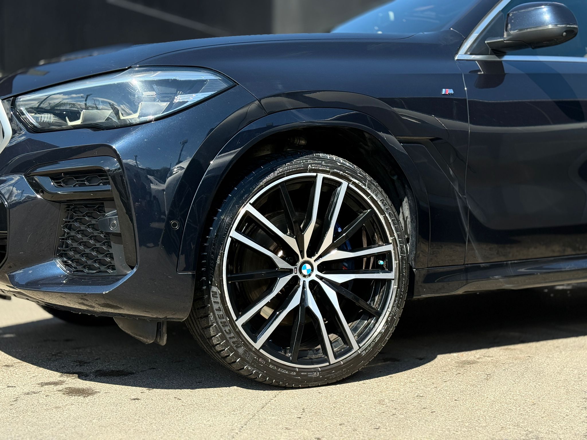 תמונות רכב ב מ וו X6 XDRIVE30D