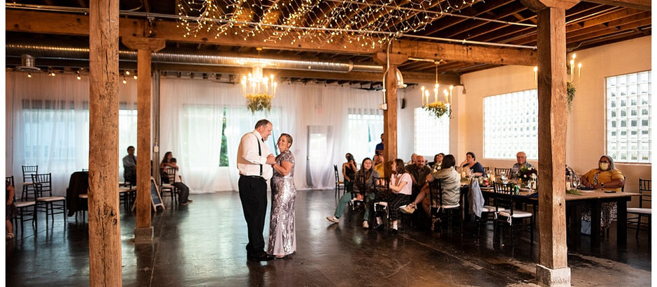 MICRO Wedding | Ivory Foundry | Tiffany & Kevin | Indianapolis, IN