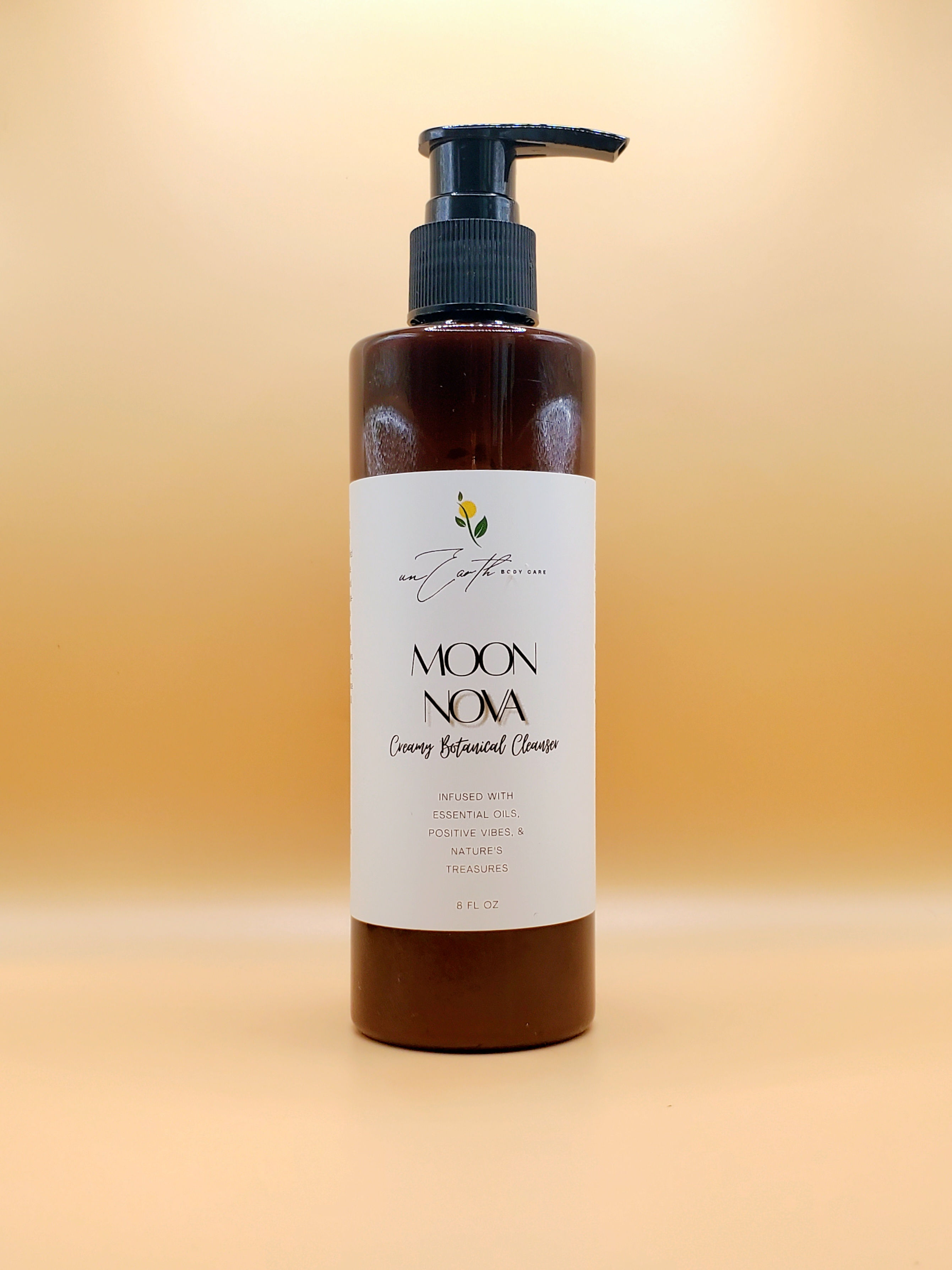 Moon Nova Creamy Botanical Cleanser