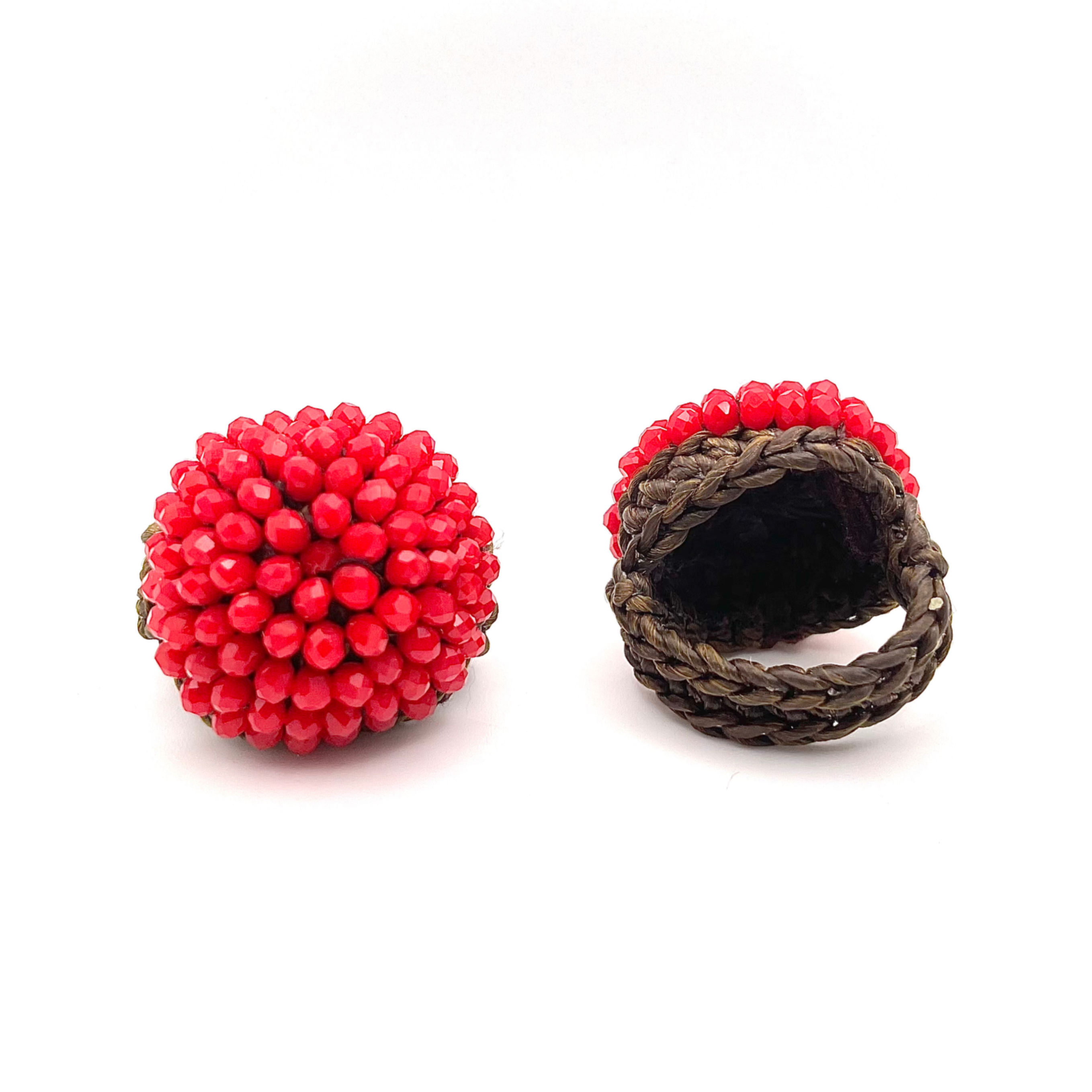 Anillo de croché macramé y cristal D02
