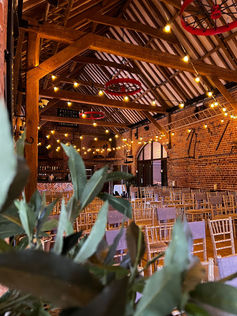 Criss cross festoon lighting
