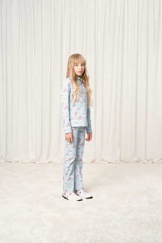 MAISON MANGOSTAN | TABLE CLOTH TOP LIGHT BLUE⁄RED | Mellow