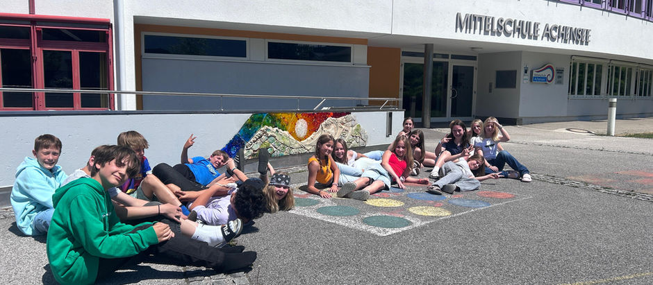 Wenn Erde, Feuer und Glas zu Kunst werden – Schüler:innen der Mittelschule Achensee hinterlassen bleibende Spuren