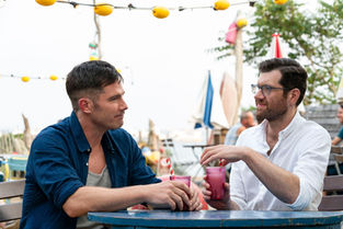 Bros - Review *Spoilers*
