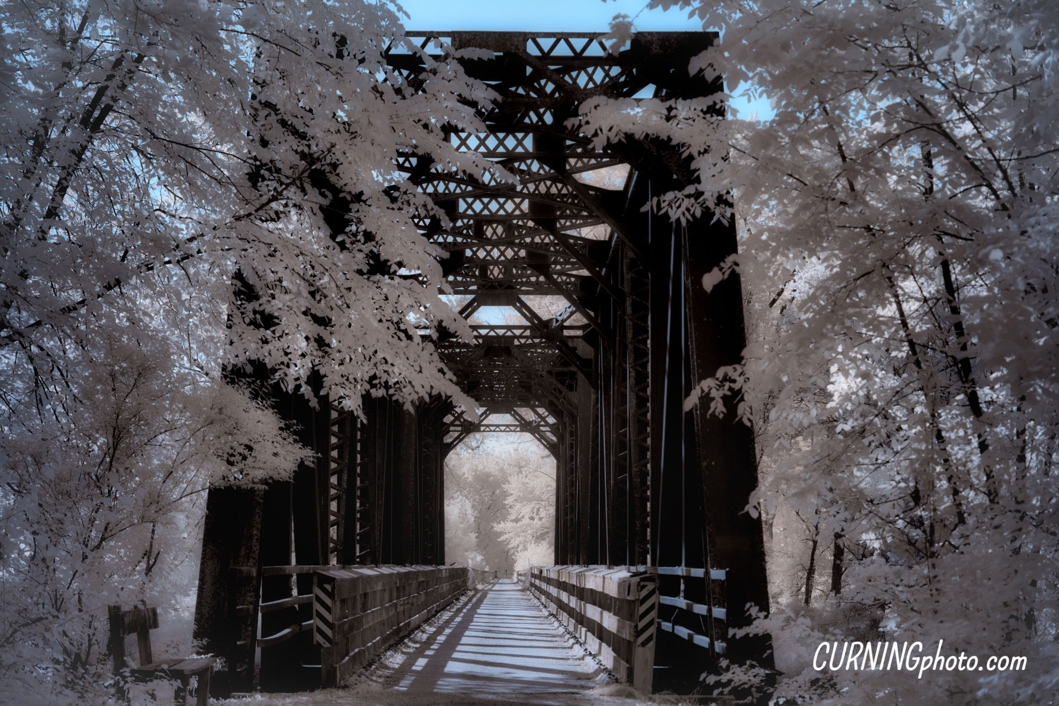 Infrared Onalaska Bridge (Onalaska, WI)