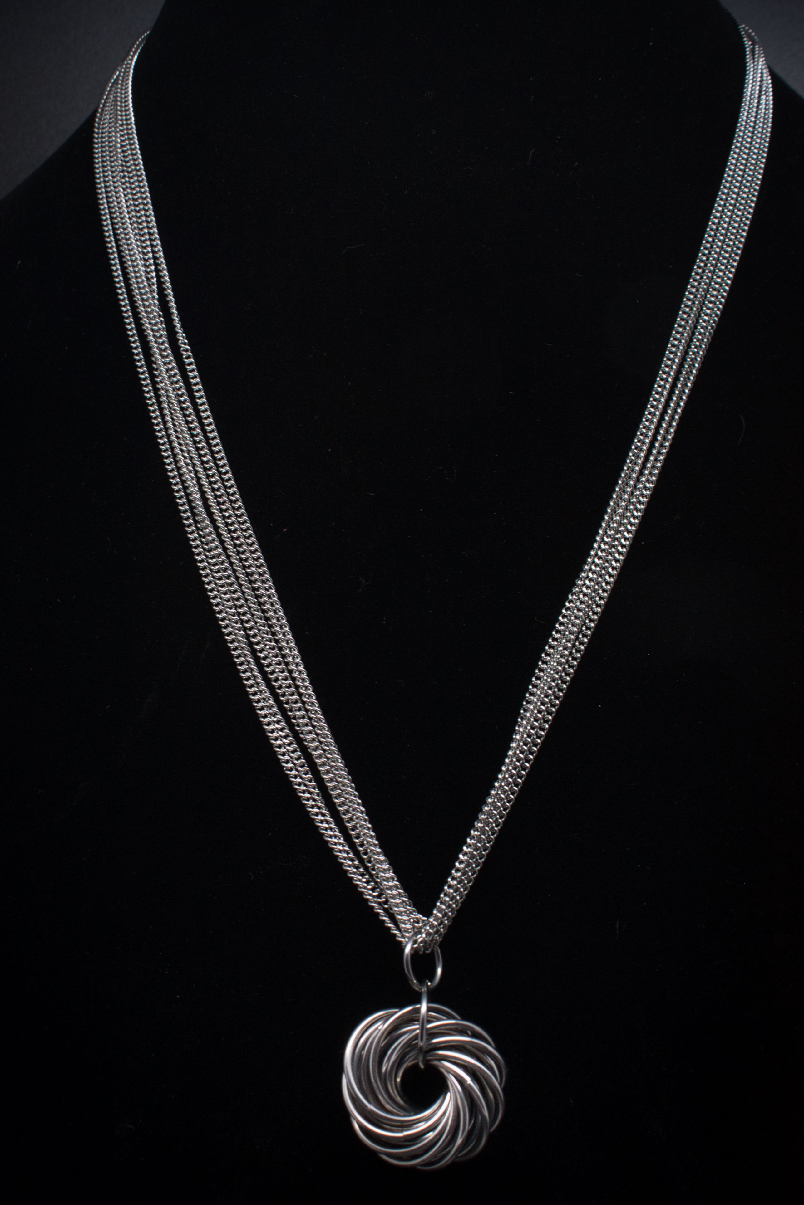 Love Knot Chainmaille Necklace