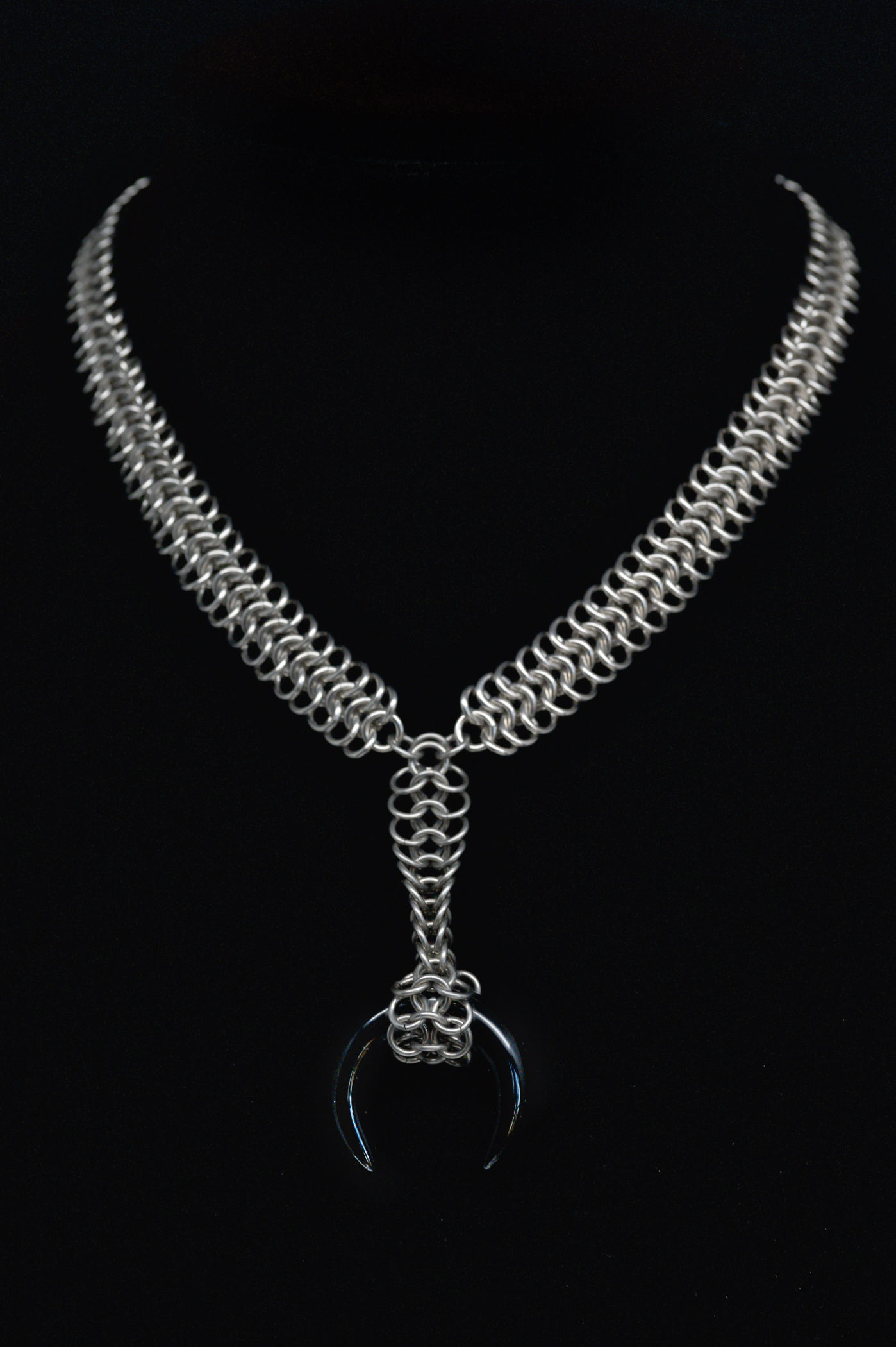 Onyx Crescent Moon Chainmaille Necklace