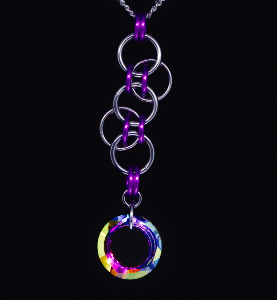 Thumbnail: Bumpa Crystal Chainmaille Necklace