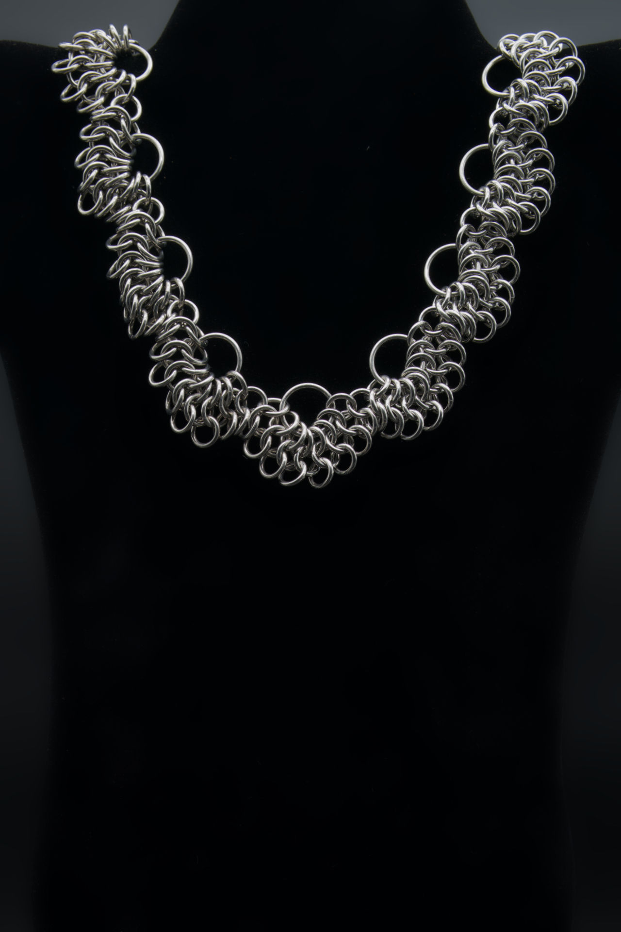 Scalloped  Chainmaille Necklace