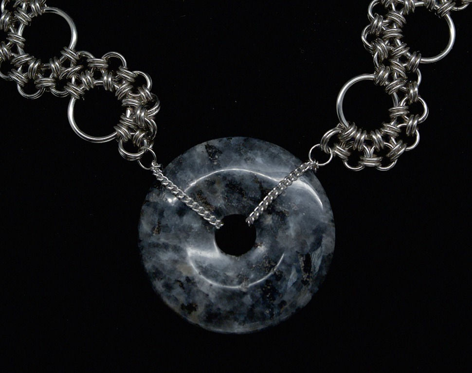 Thumbnail: Labradorite Stepping Stones Chainmaille Necklace