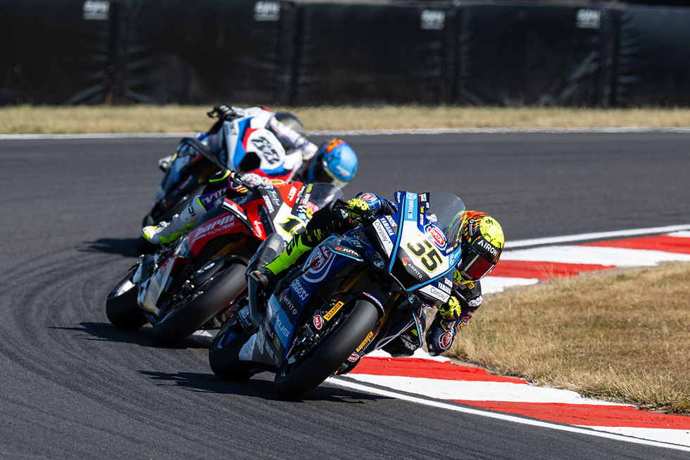 Vierge and Pata Maxus Yamaha Close Out Donington Park Home Round with Fighting Performances
