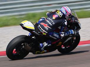 Ampito Crescent Yamaha’s Beatriz Neila Fastest on Day 1 at Cremona Test with WorldWCR Title Goal