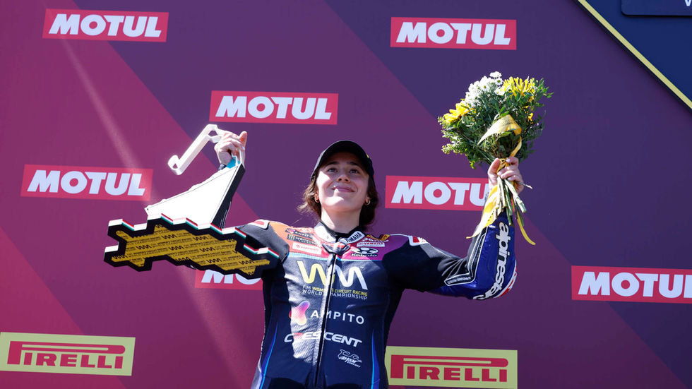 Beatriz Neila Hungry for More after 20 Consecutive Podium Milestone for Ampito Crescent Yamaha at Balaton Park