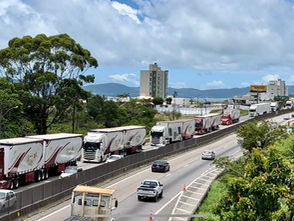 Comboio do Mirage Circus chega a São José dos Campos nesta quarta-feira, 25 de março