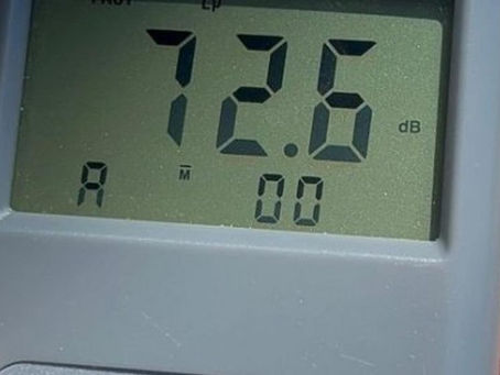 Loja no Centro de Caraguatatuba é autuada por excesso de ruído