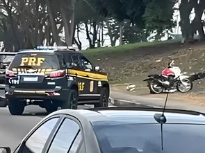 Motociclista fica ferido em acidente na Dutra, em São José dos Campos