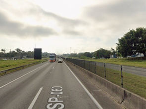 Homem é flagrado dirigindo bêbado na contramão da Dutra em São José dos Campos