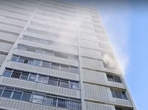 Incêndio em apartamento no Centro de São José deixa dois feridos por inalação de fumaça