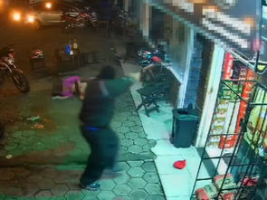 Três pessoas ficam feridas após serem atingidas por tiros em adega em Ubatuba